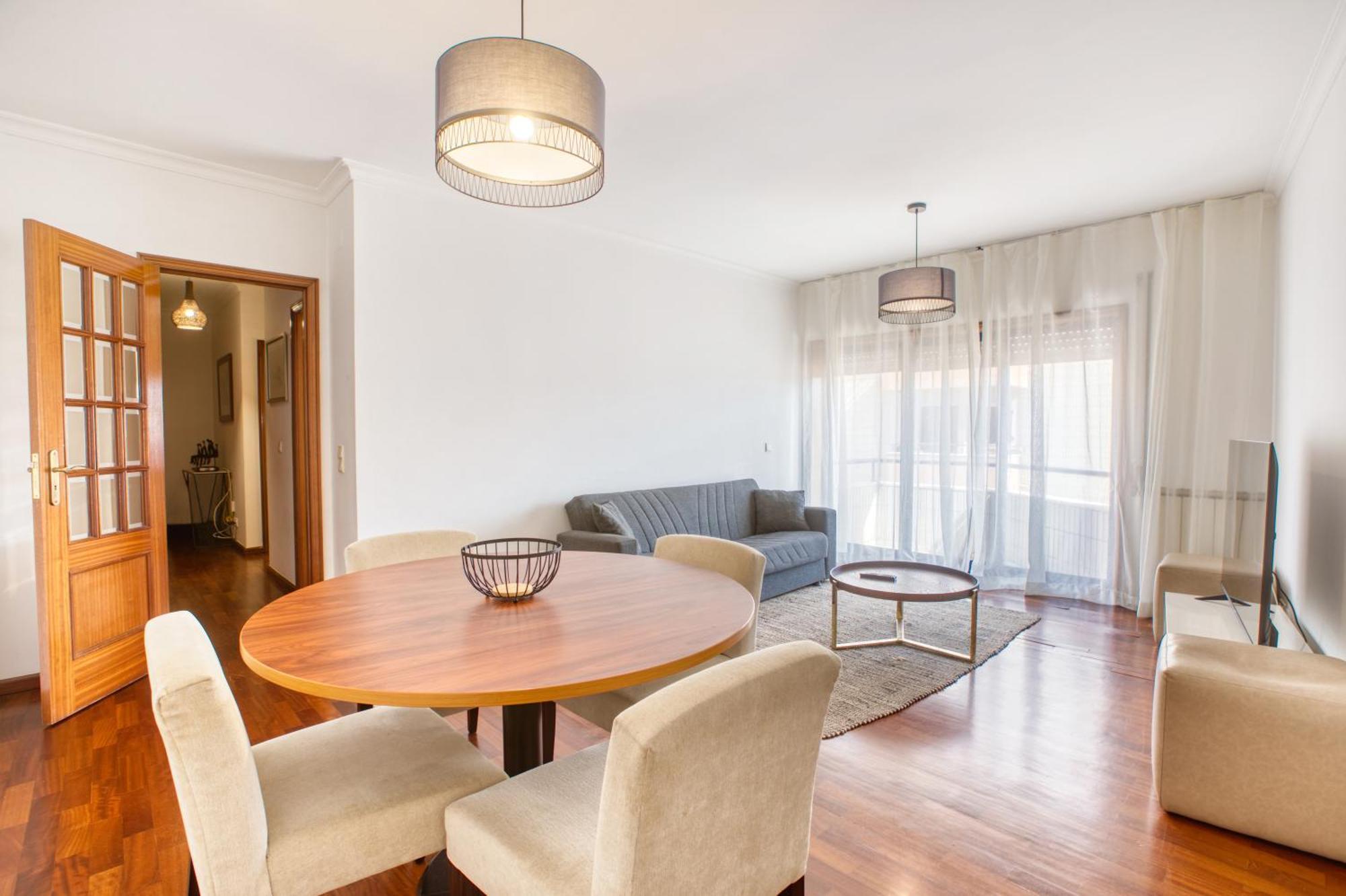 Apartamento T1- Gaia Zona.Comercial فيلا نوفا دي غايا المظهر الخارجي الصورة