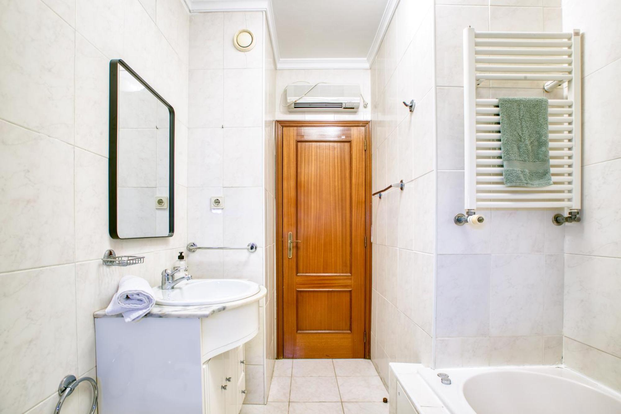 Apartamento T1- Gaia Zona.Comercial فيلا نوفا دي غايا المظهر الخارجي الصورة